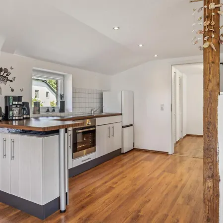 Apartment 1 Bedroom Gorgeous In